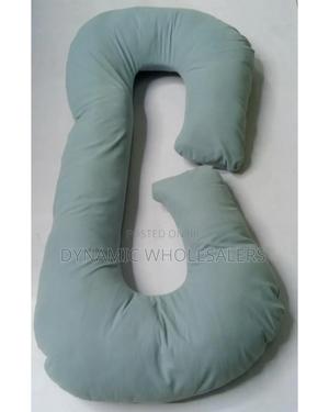 U-Shaped Pregnancy Pillow. - main view