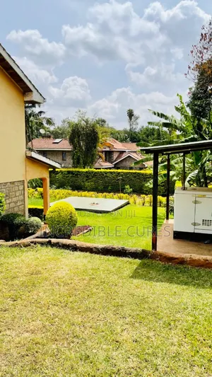 7bdrm Maisonette in Ridgeways for sale