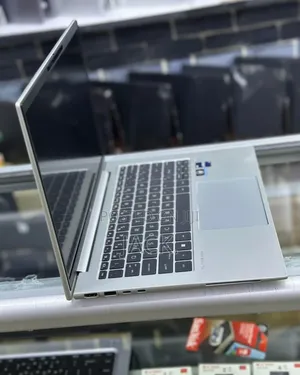 Laptop HP EliteBook 840 G9 16GB Intel Core I7 SSD 512GB