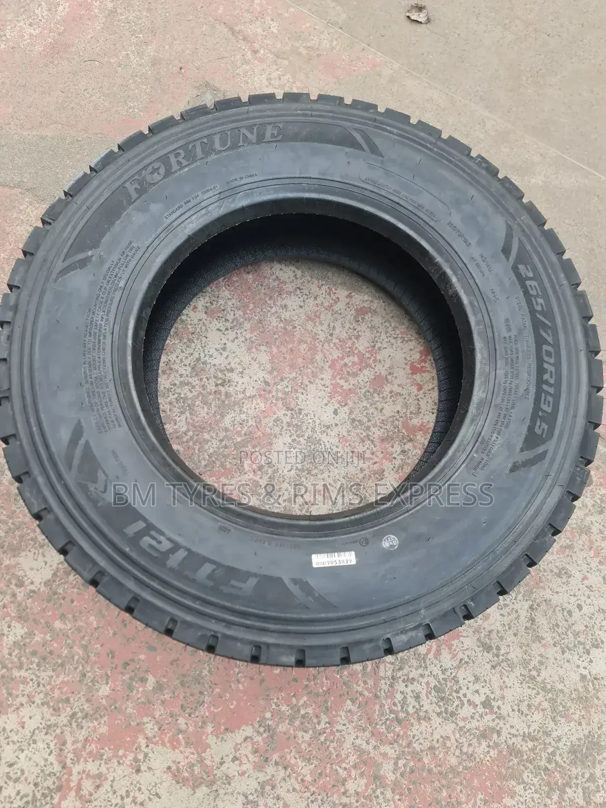 265 /70 R19. 5 Fortune Tyres (Diff) Commercial.