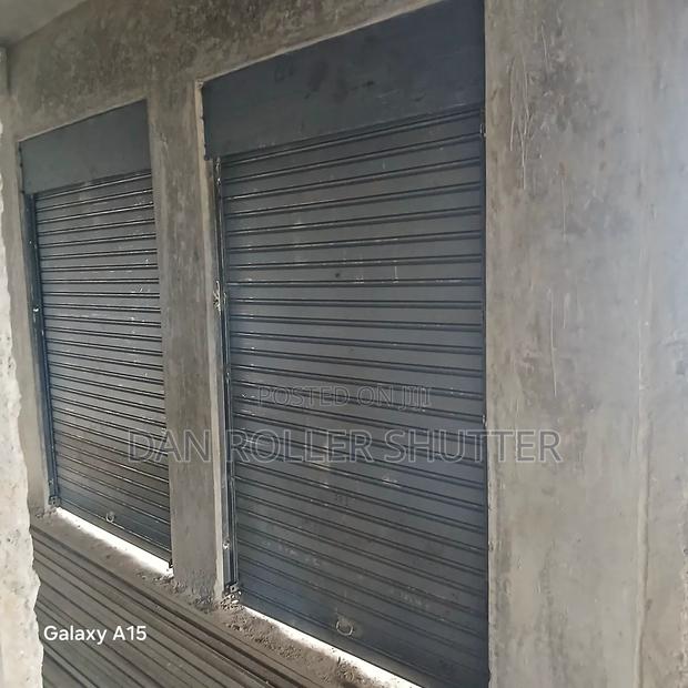 Seamless Operation Shutter - main view