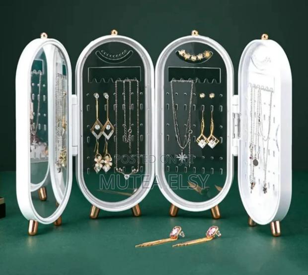 Foldable Unique Exquisite Vintage Retro Jewelry Display Racks