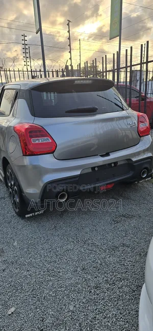 Suzuki Swift 2019 Silver