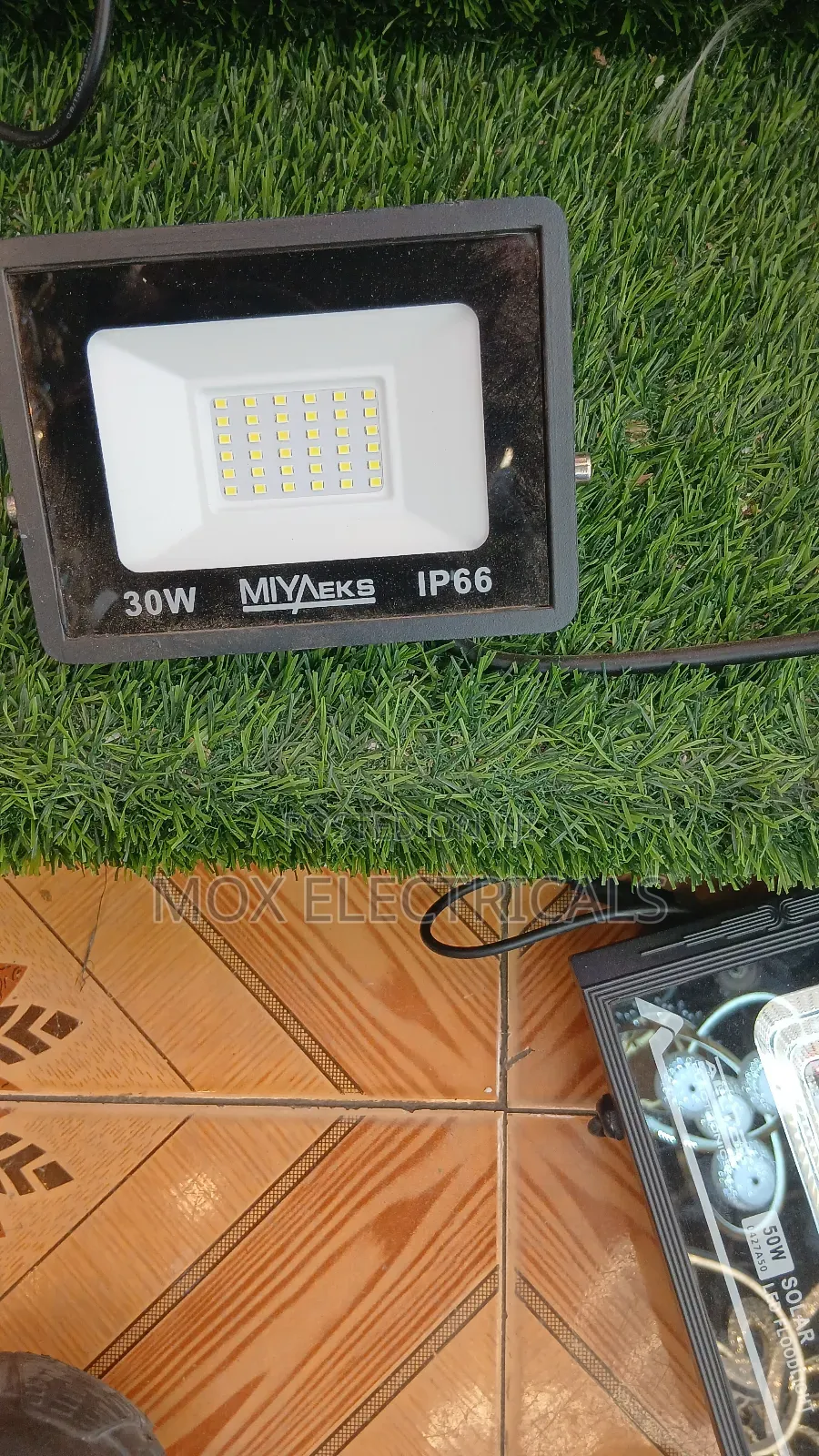 Slim Led Reflector 30w Yellow Light Autovolt G-Light Yellow