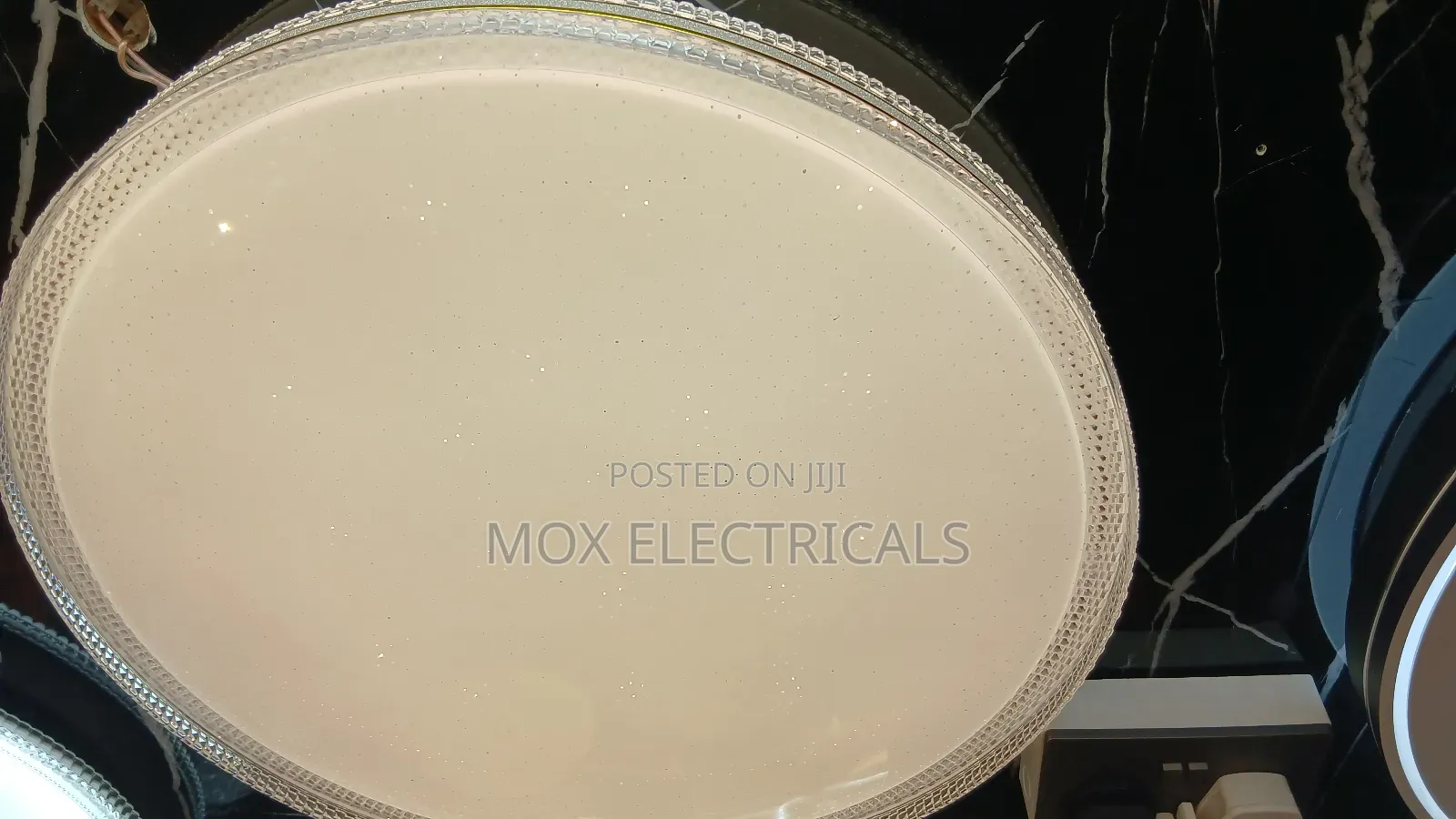 Optonica 3 Color Ceiling Light Chandelier