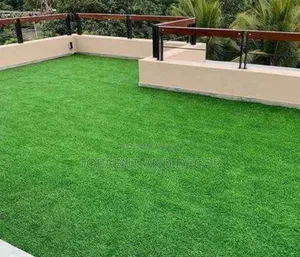 Long Lasting Green Grass Carpet for Garden
