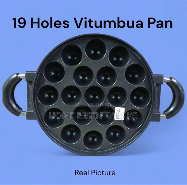  19 Holes Vitumbua Pan