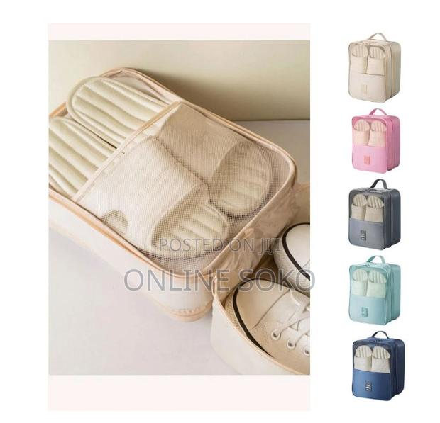 Multipurpose Portable Travel Shoe Storage Bag-3 Layer Organizer Pouch - main view