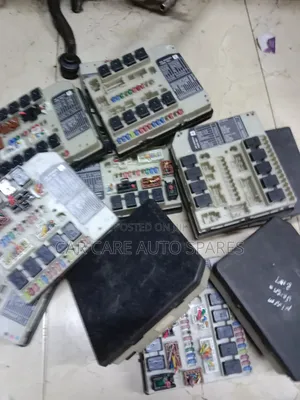 Fuses Box Nissan March