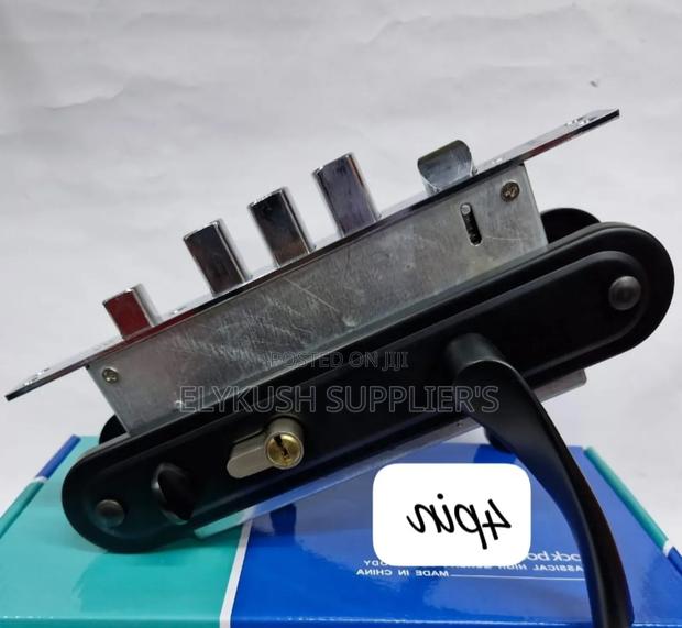 Black 4pin Lock - main view