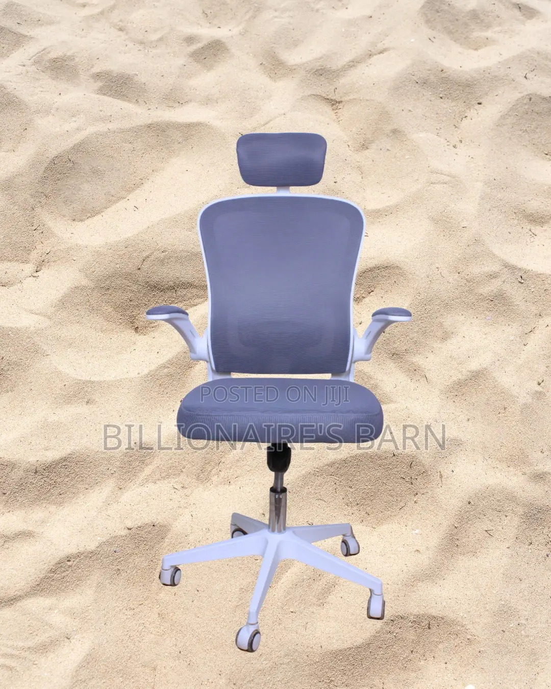 White Ergonomic Office Chair (Minimal) — Fast Seller