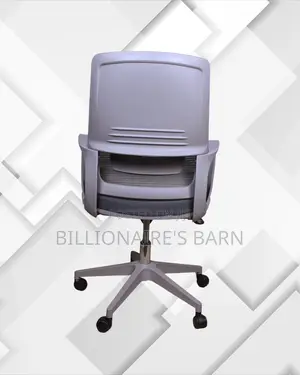 Heavy-duty Grey Ergonomic Mesh Office Chair — Strong Stable Base