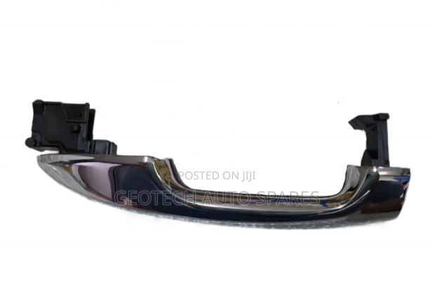 Hilux Revo Door Handle - main view