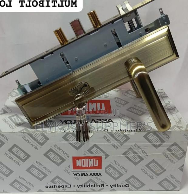 Antique Union Lock - main view