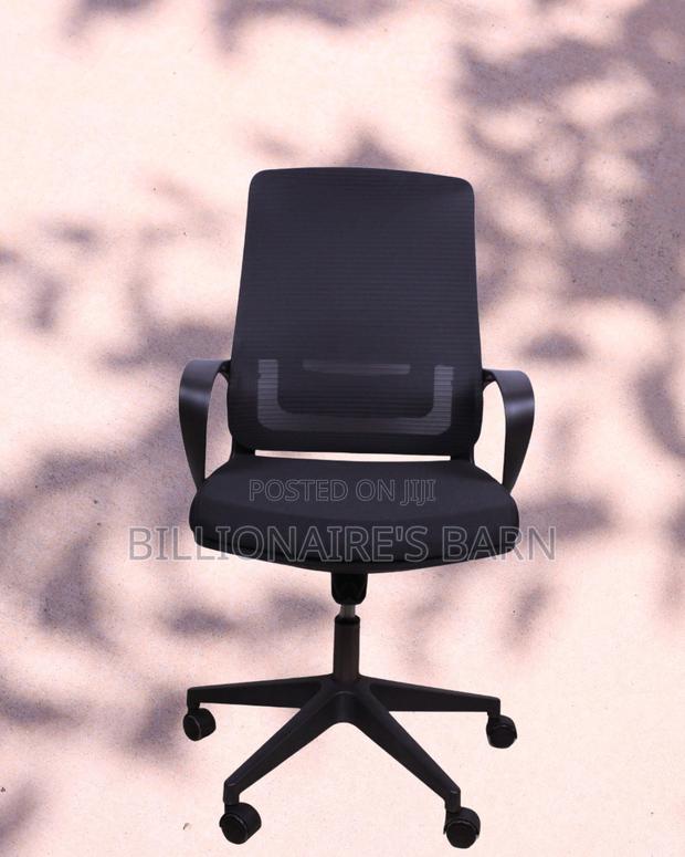 Ergonomic Black Ergonomic Mesh Office Chair | Scratch-Resistant Finish