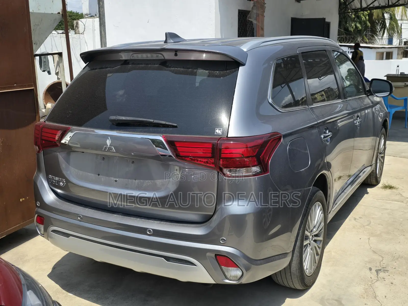Mitsubishi Outlander 2018 Gray