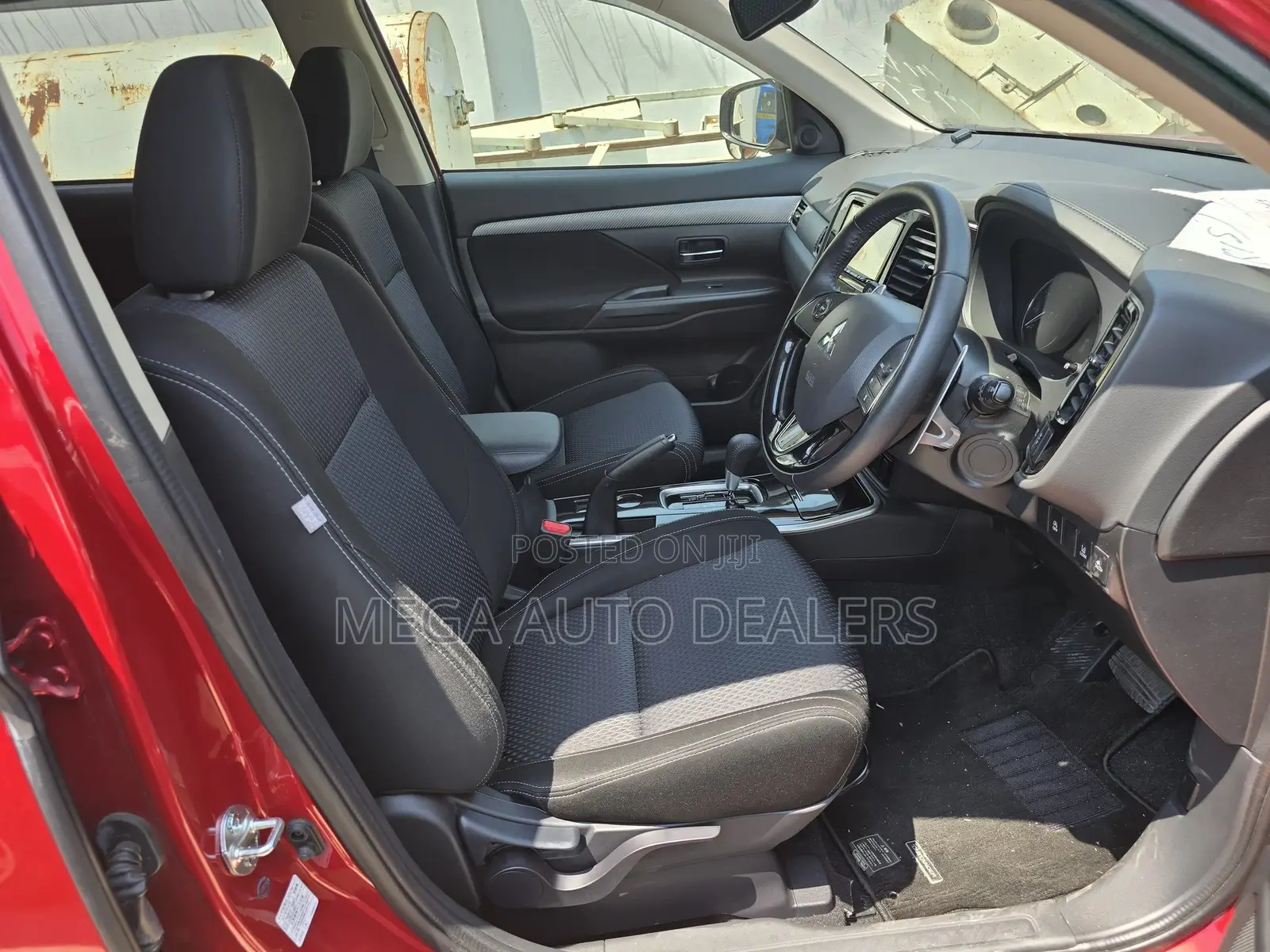 Mitsubishi Outlander 2018 Red