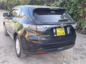 Toyota Harrier 2.0 2015 Black