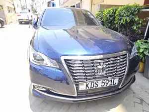Toyota Crown 2017 Blue