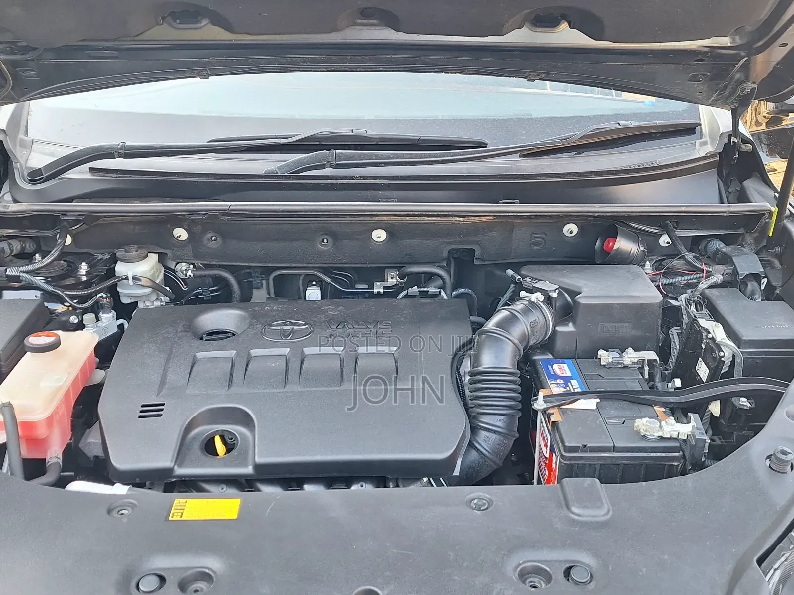 Toyota Harrier 2.0 2015 Black