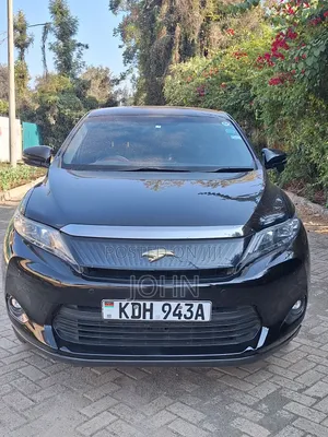 Toyota Harrier 2.0 2015 Black