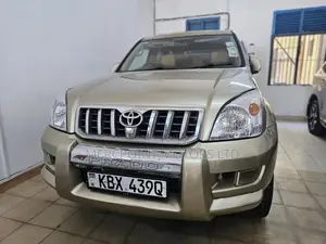 Toyota Land Cruiser Prado 3.0 D-4D 3dr 2007 Gold