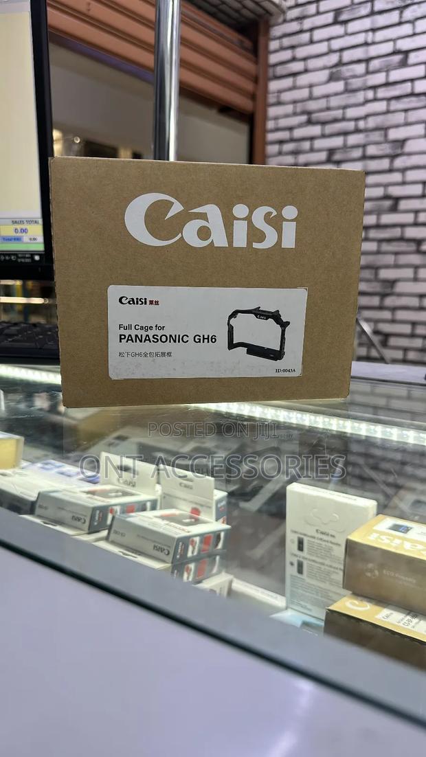 Caisi for Panasonic Gh6 Camera Cage - main view