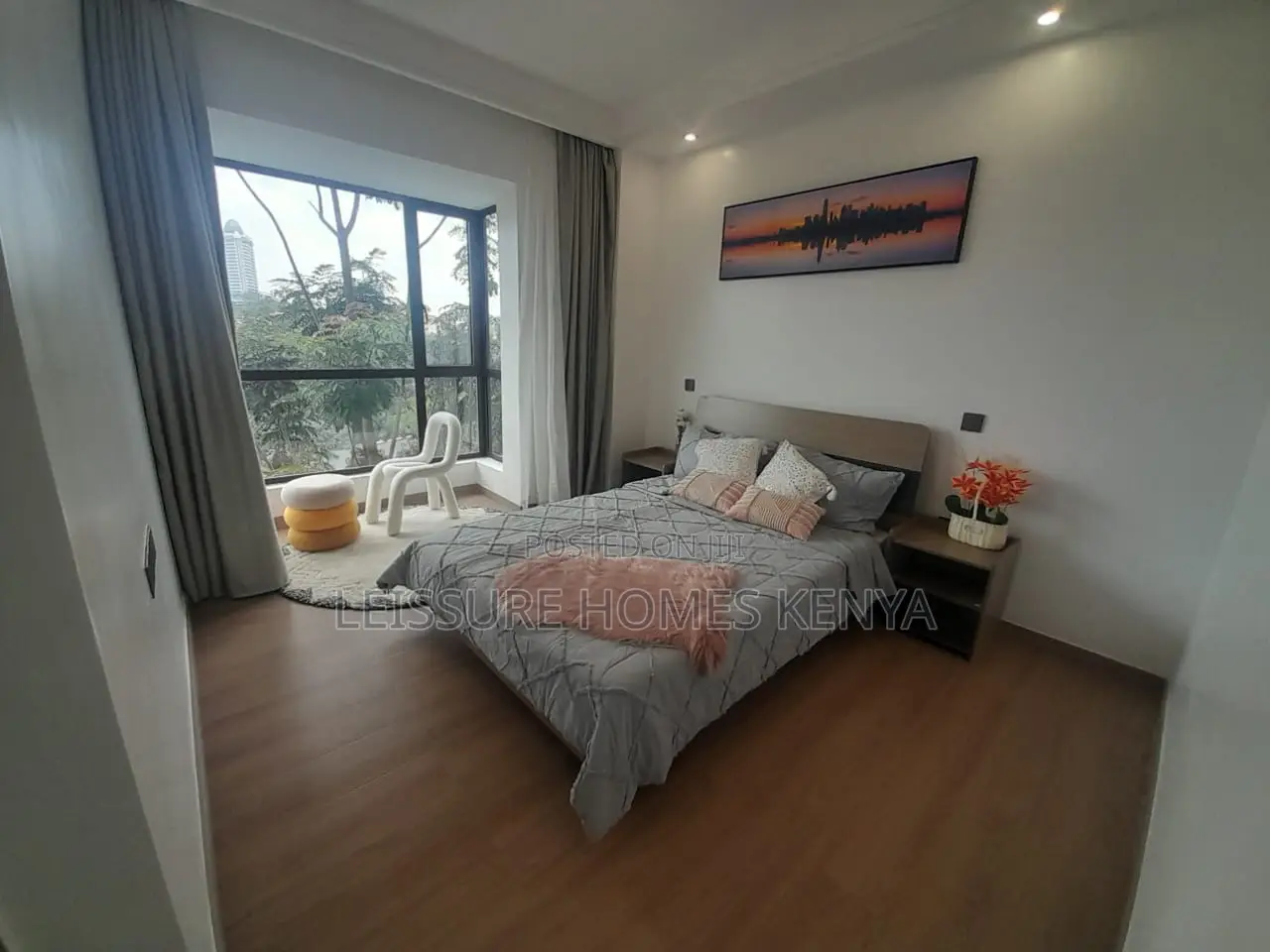 3bdrm Apartment in Riverside Drive for sale