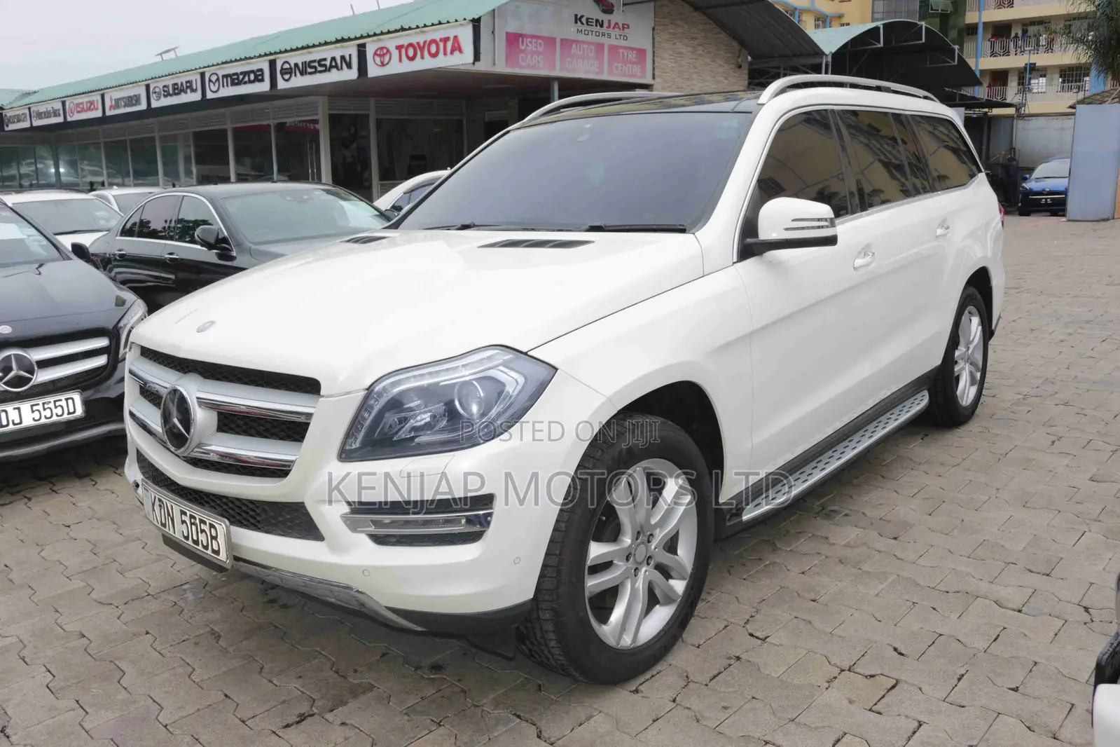 Mercedes-Benz GL-Class 350 BlueTEC 2016 White