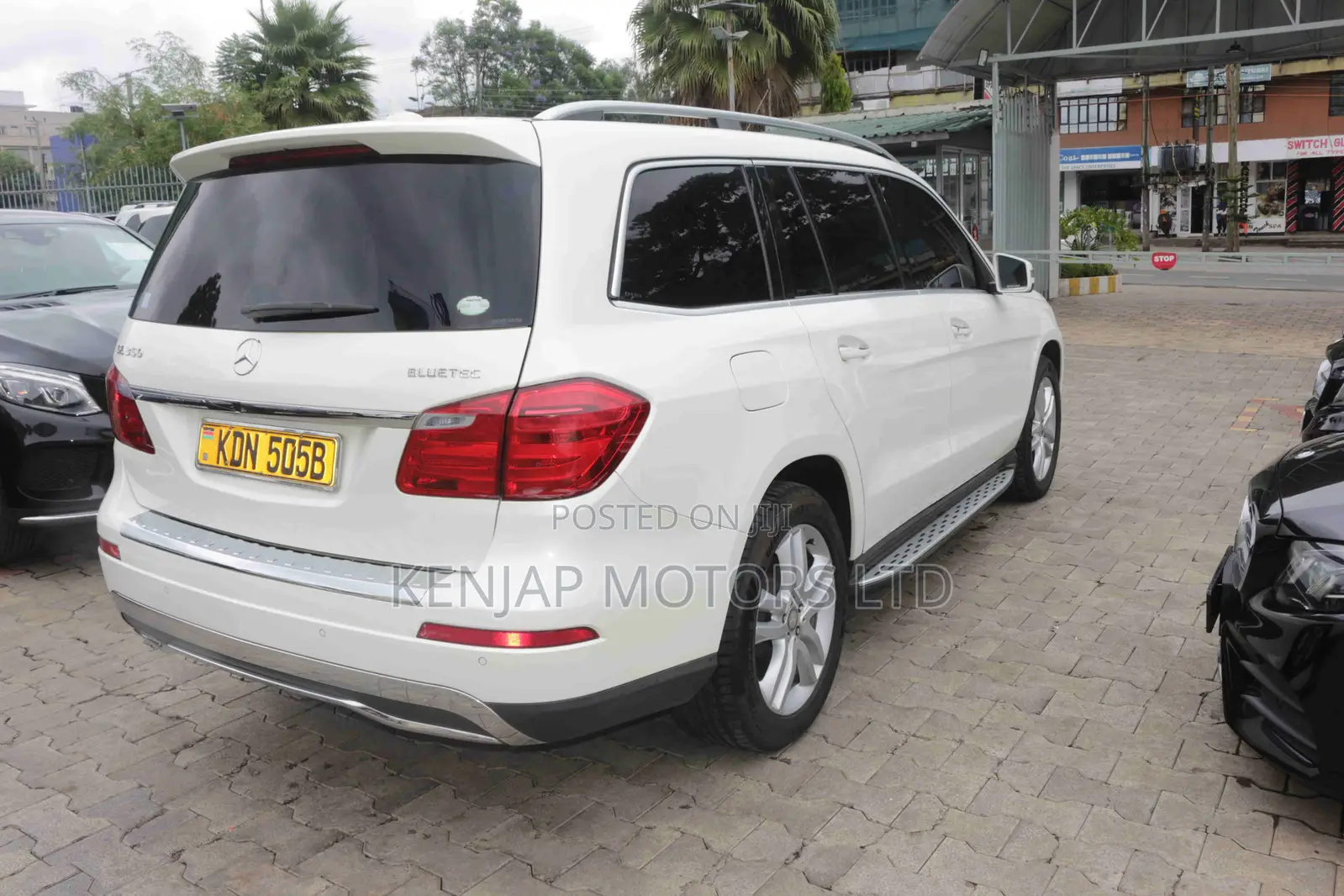 Mercedes-Benz GL-Class 350 BlueTEC 2016 White