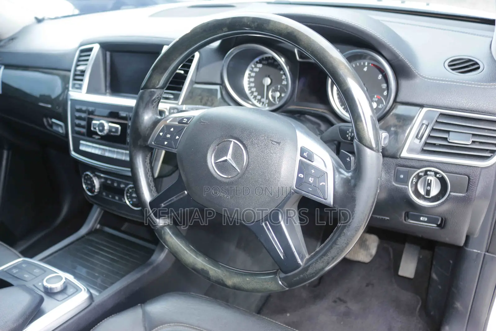 Mercedes-Benz GL-Class 350 BlueTEC 2016 White