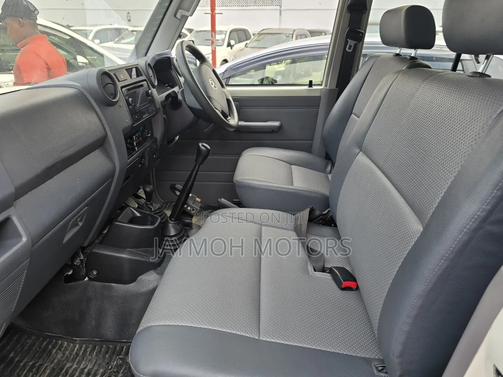 Toyota Land Cruiser 2018 Pearl