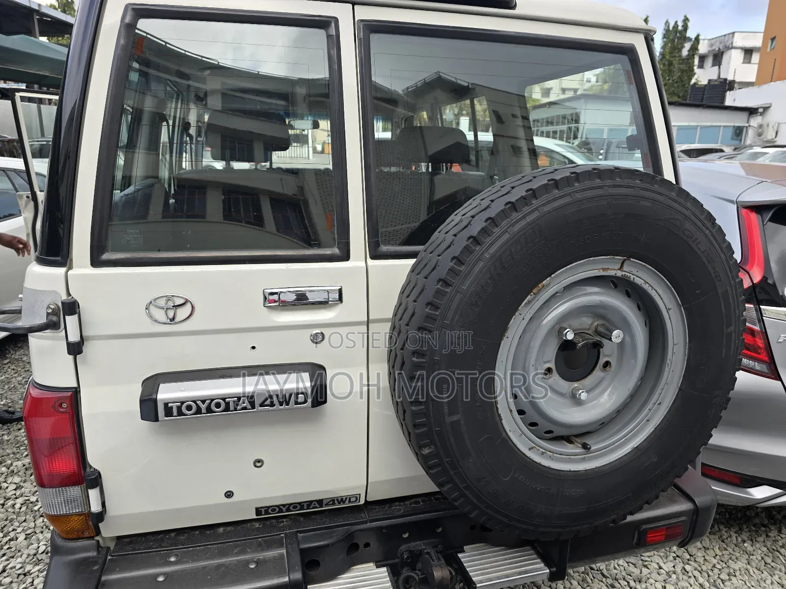 Toyota Land Cruiser 2018 Pearl