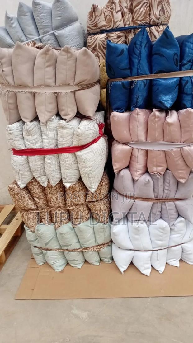  Throw Pillows Available Size 45*45cm - thumbnail 4