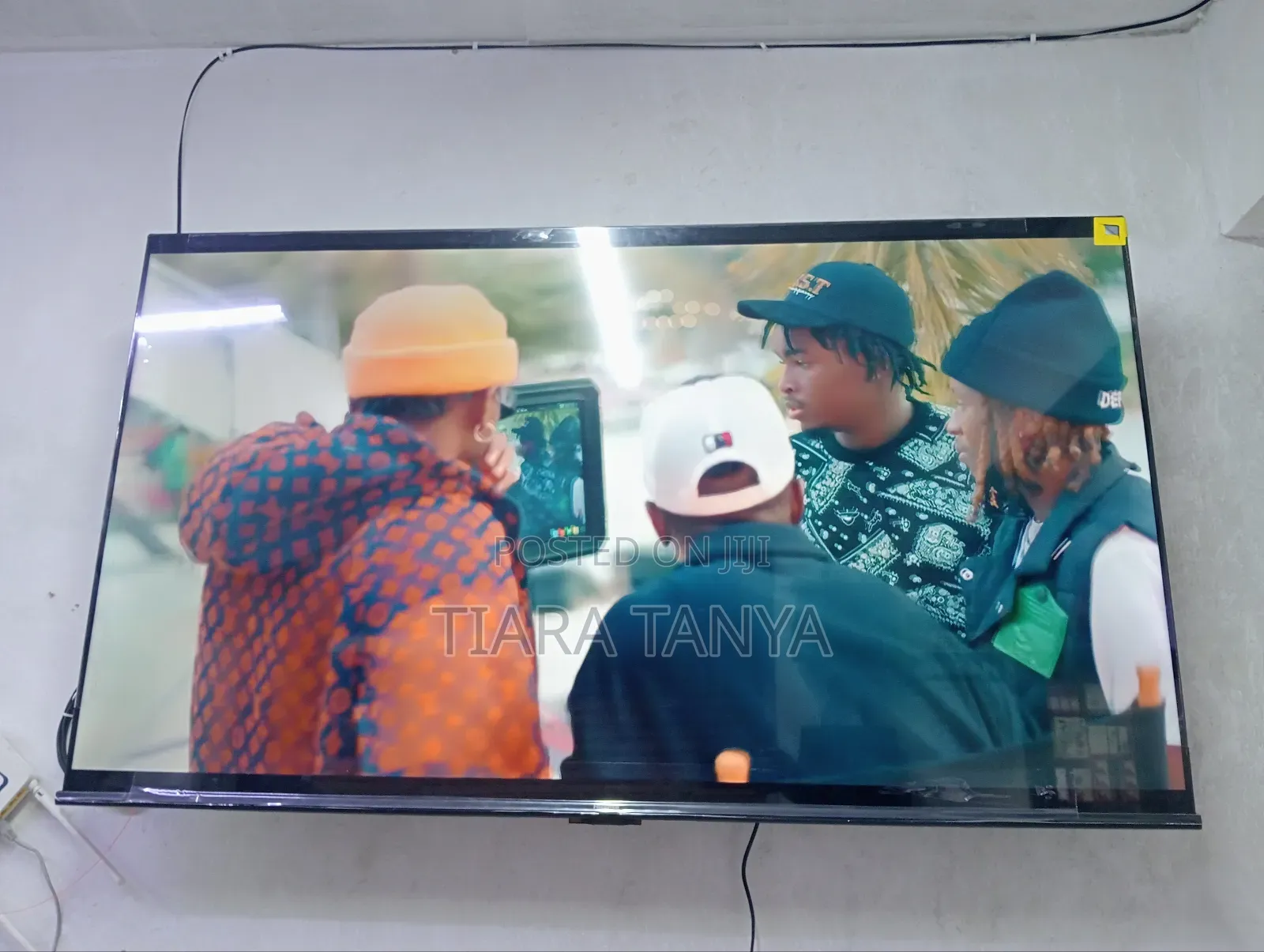 Hisense 55" Smart Uhd Frameless Tv A61k