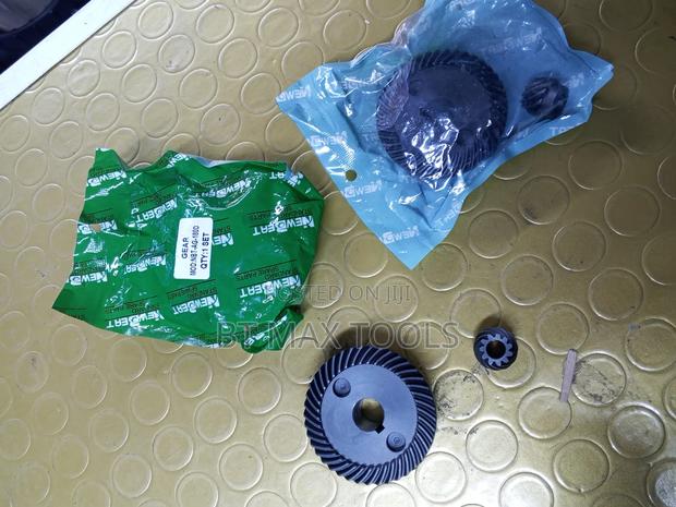 Newbeat 7 Inch Grinder Gear - main view