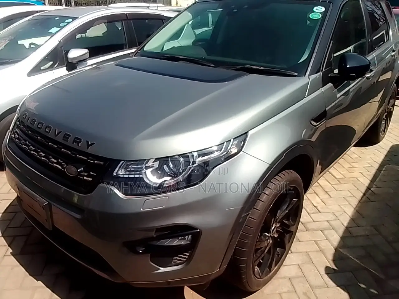 Land Rover Discovery Sport 2017 Gray