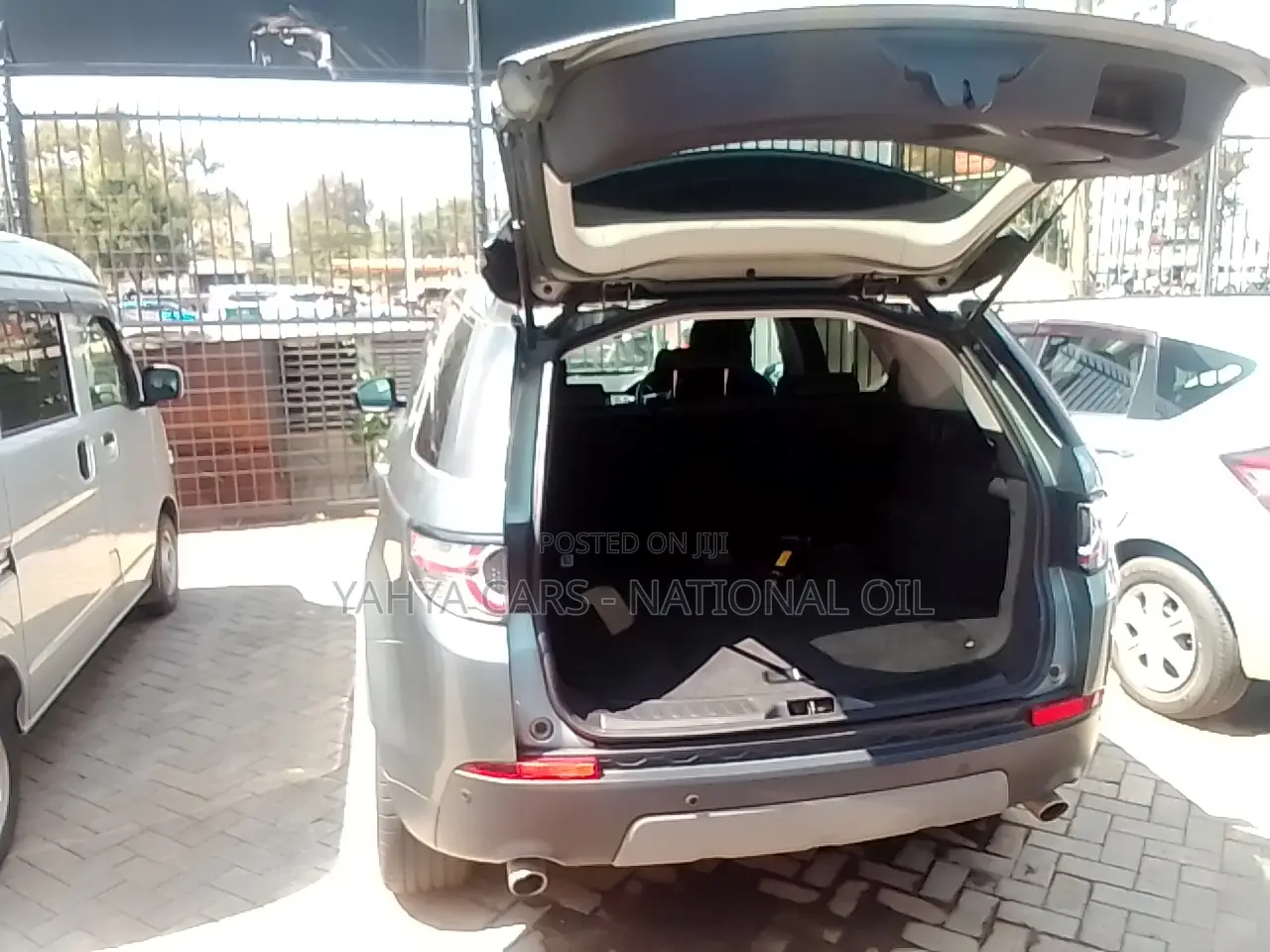 Land Rover Discovery Sport 2017 Gray