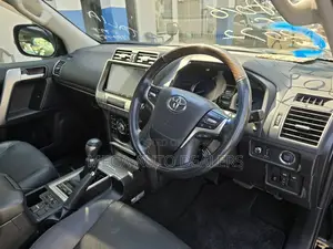 Toyota Land Cruiser Prado 2019 Black