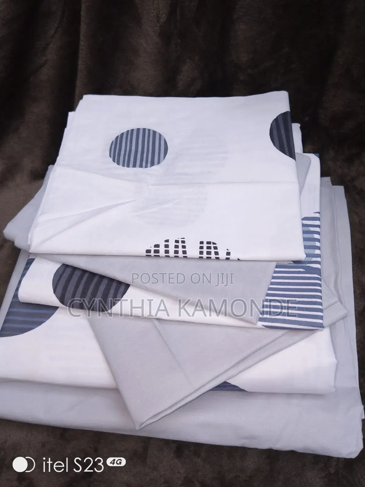 Cotton Fitted Bedsheets Size 6*7