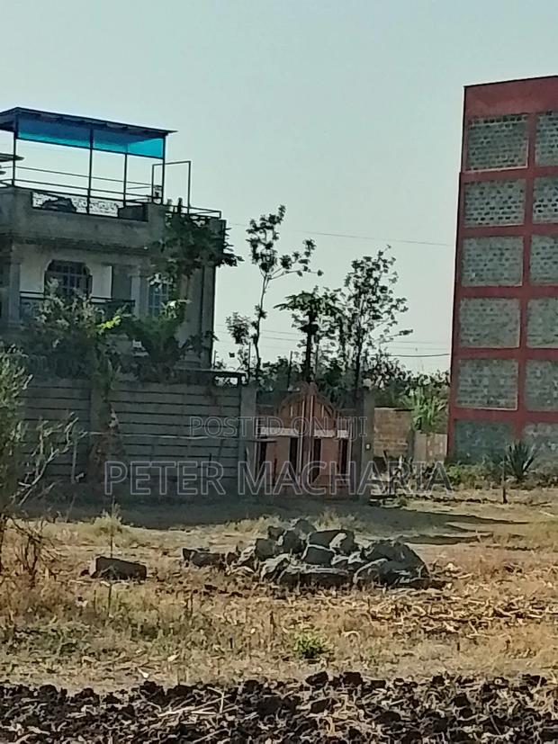 Kimbo Murera Kariaini Plot - main view