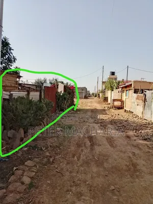 Kimbo Murera Kariaini Plot