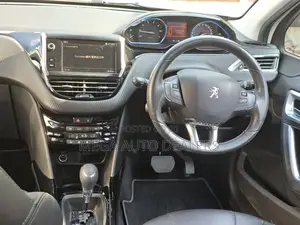 Peugeot 2008 2018 White