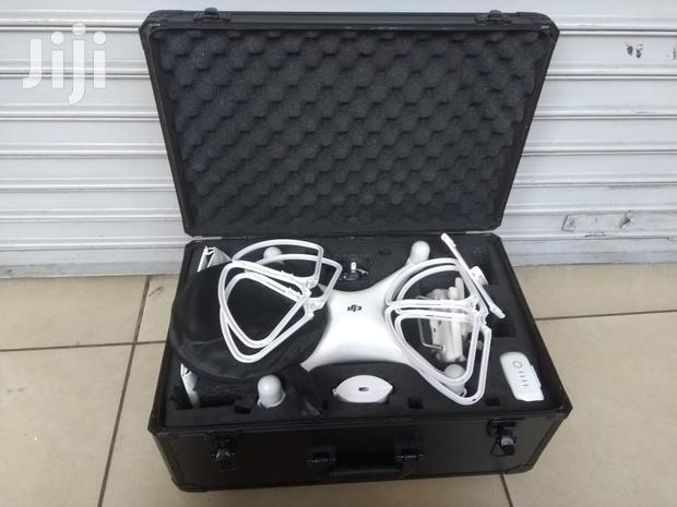 Superior Dji Phantom 4 Pro Drone - main view