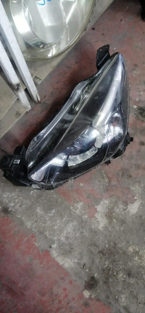 Madza Demio 2017 Headlight - main view