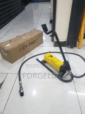 Heavy-Duty Foot Press Crimping
Tool- Cp-700d