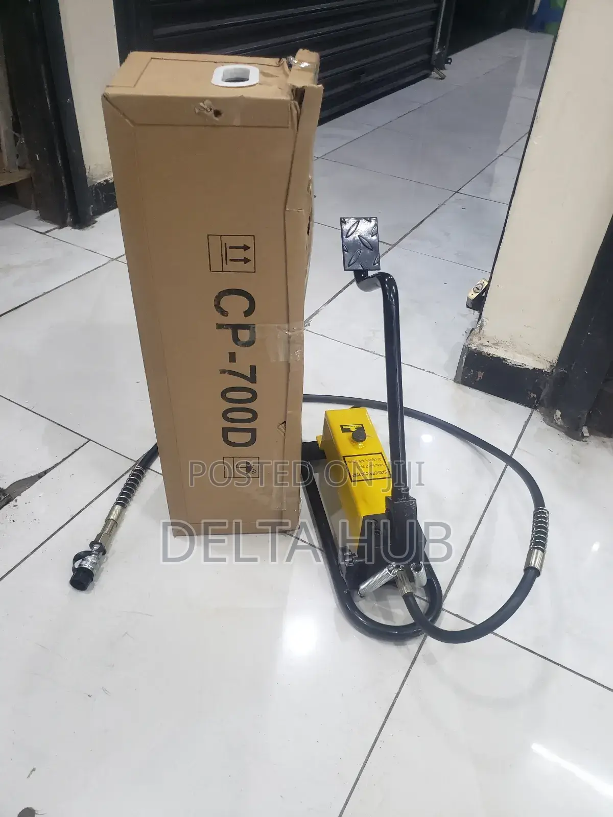 Heavy-weight Pro- Foot Pressing Crimping Tool