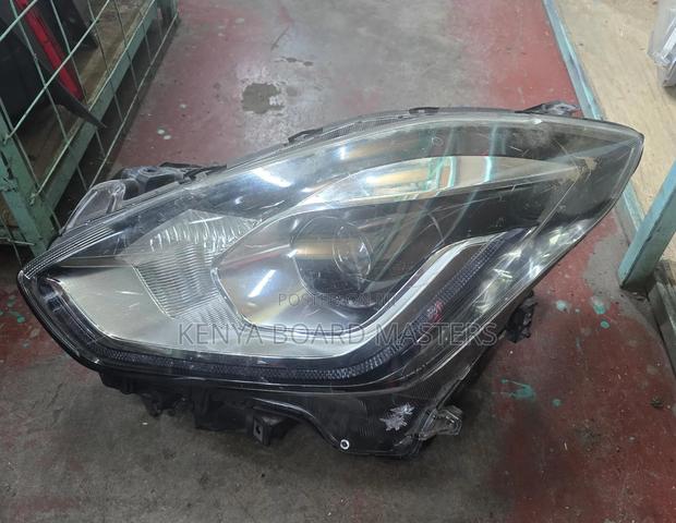 Suzuki Swift 2017 Xenon
Headlight