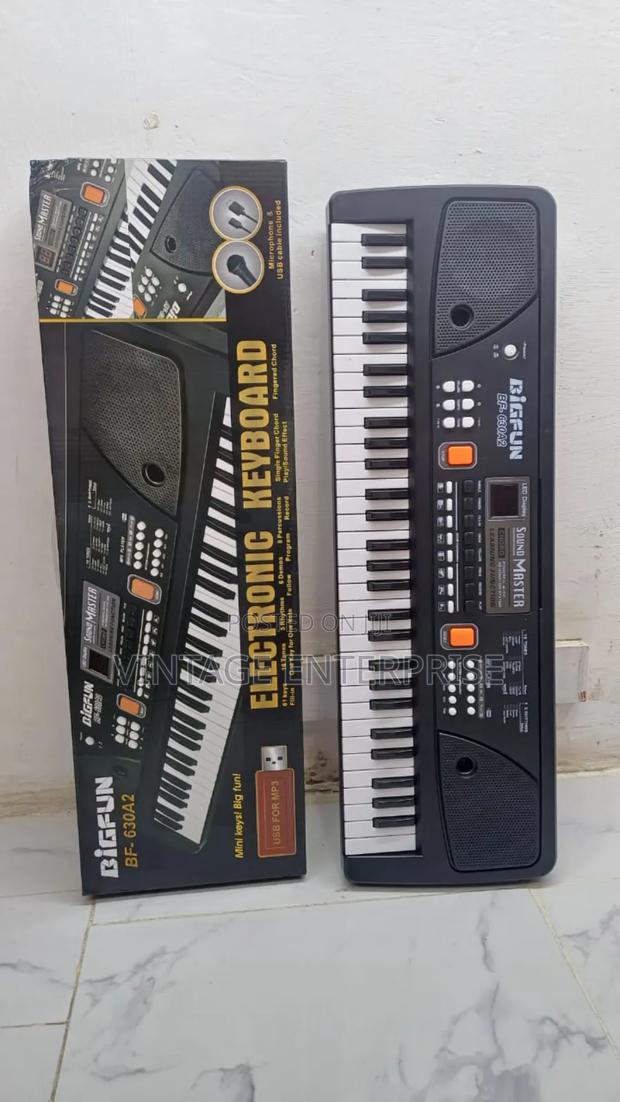 *61 Keys Piano* - main view