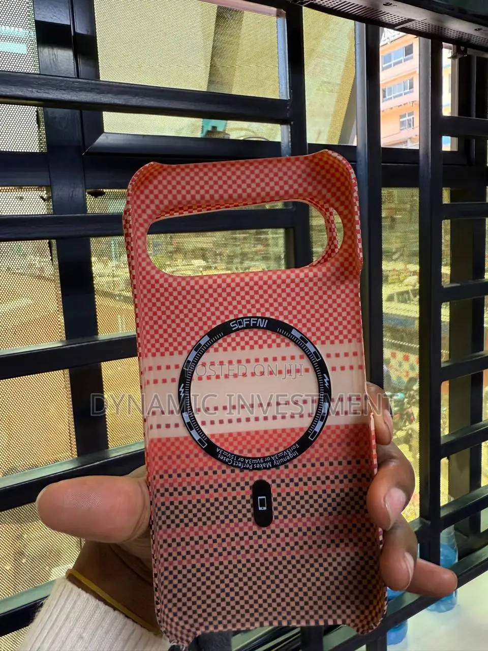 Magnetic Carbon Fiber Shockproof Case/Cover for Google Pixel 10